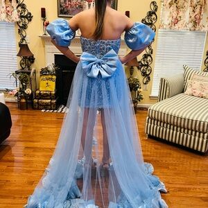 Brand new blue fun fashion size 4/6